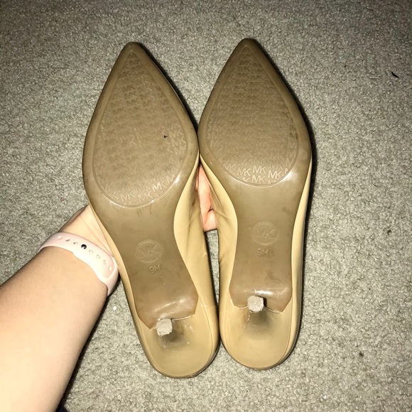 Michael Kors nude heels size 9 - Picture 4 of 6